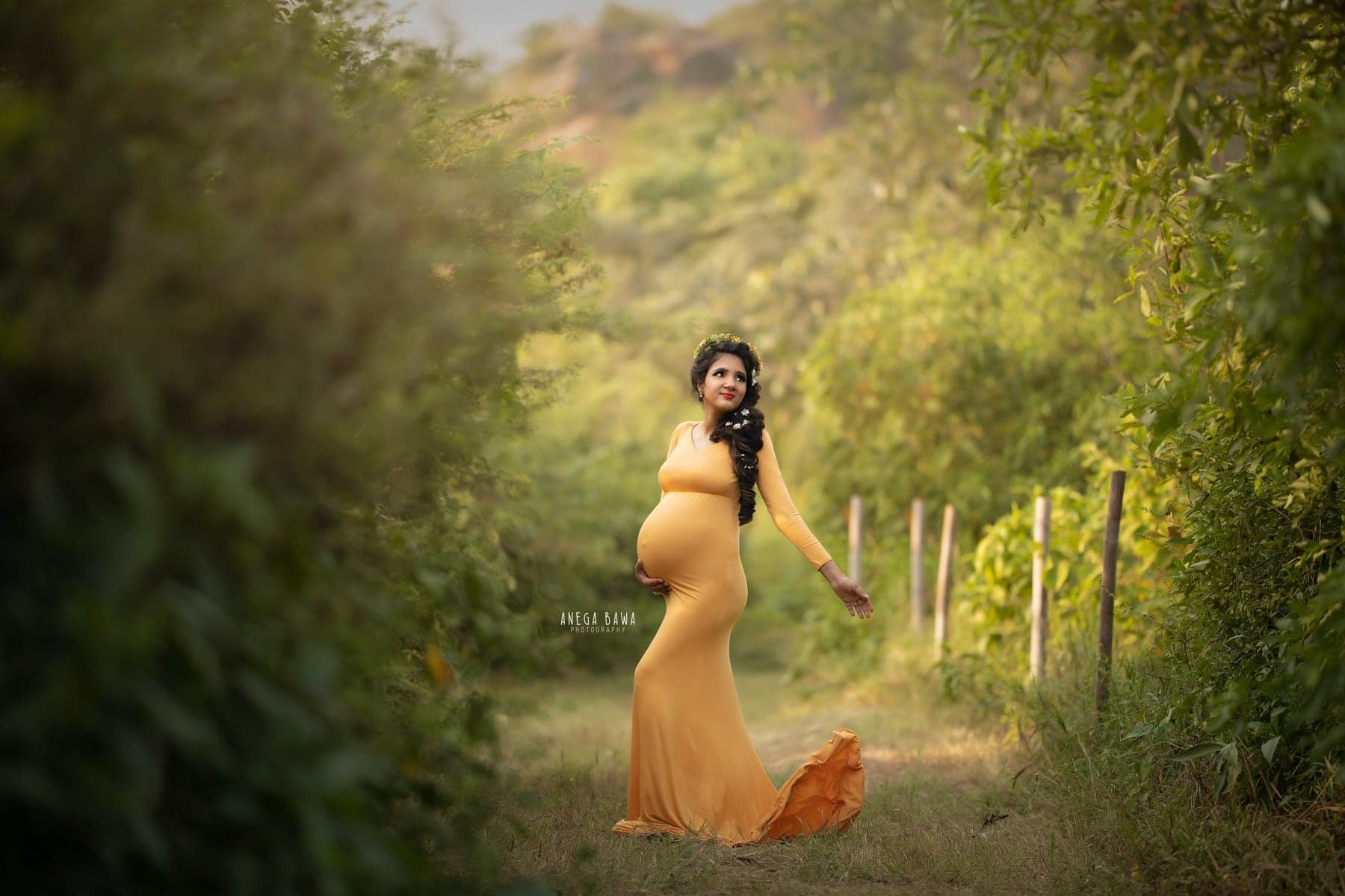 Outdoor Maternity Photography in Delhi by Anega Bawa