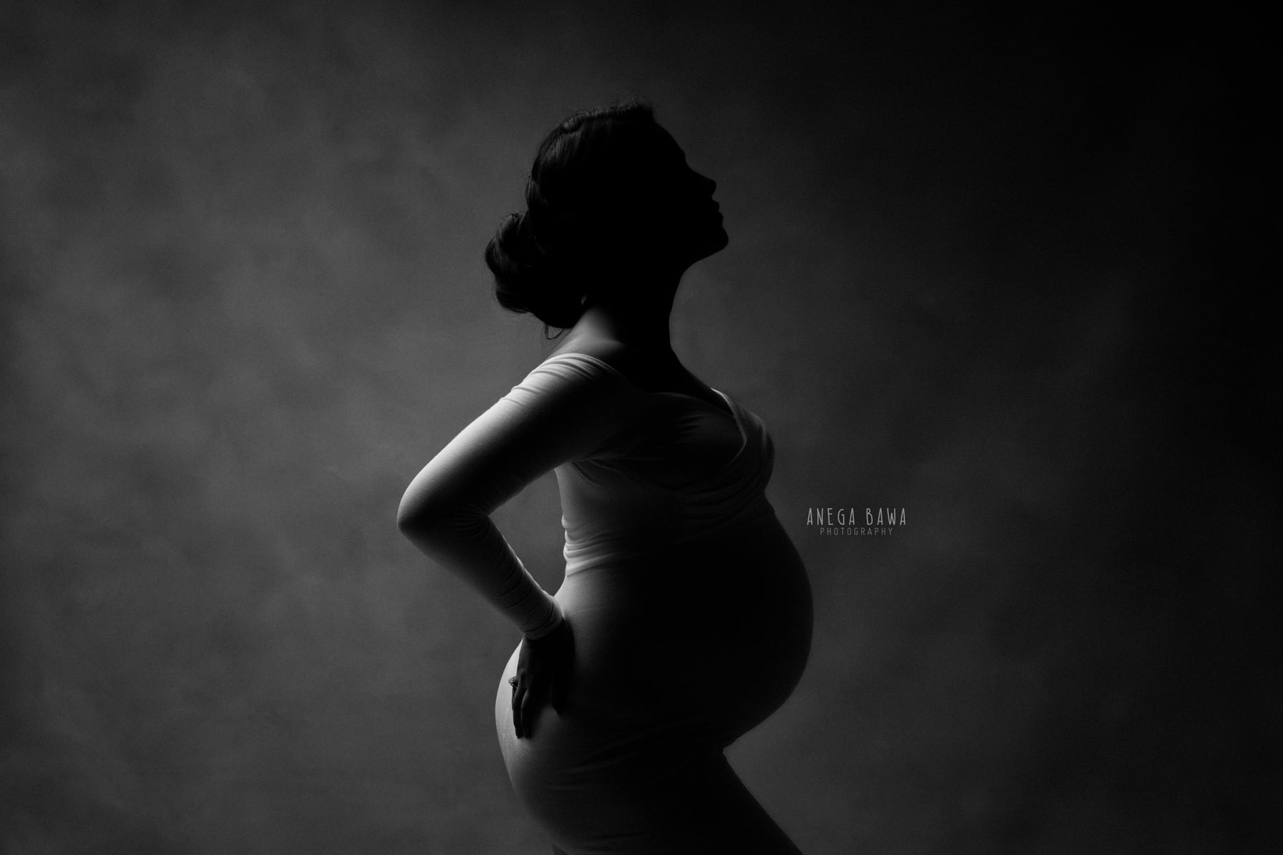 Glamour Maternity Photographer in Delhi - Anega Bawa Photography