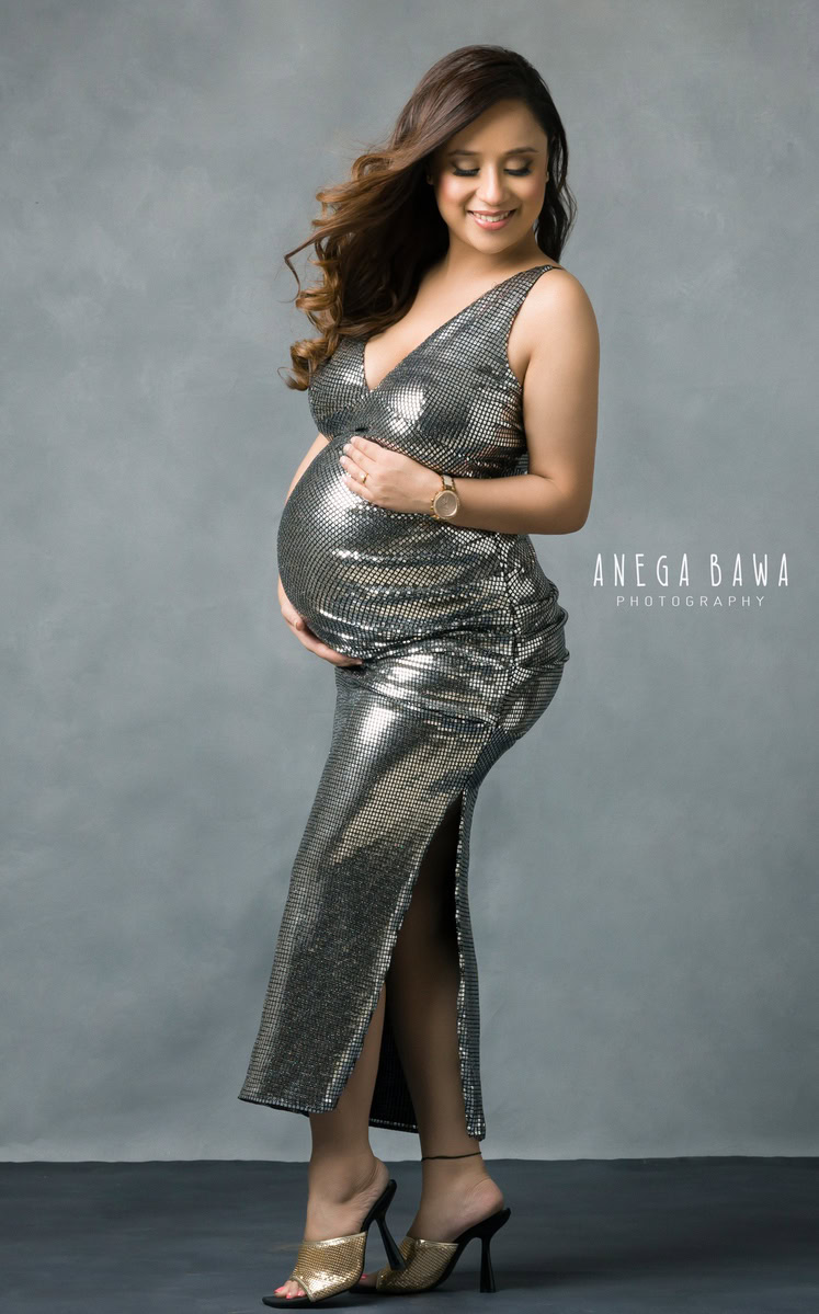 Shimmer maternity photoshoot