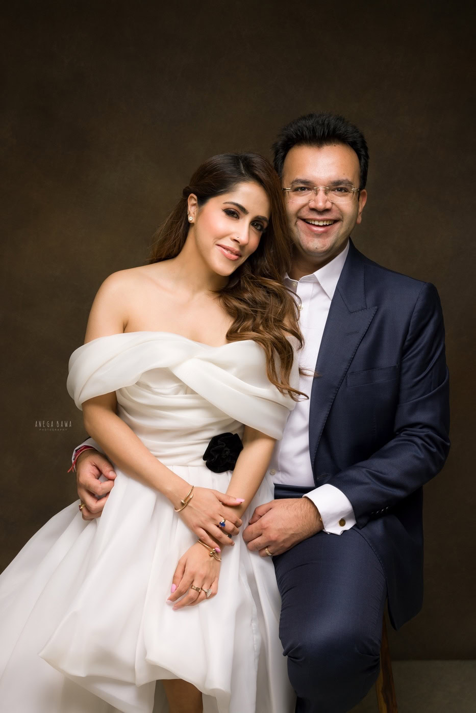 Elegant wedding portrait of a bride and groom, showcasing professional photography by Anega Bawa, capturing love and celebration in high-quality bridal photography.
